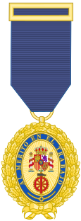 Medalla_al_merito_en_el_trabajo.png